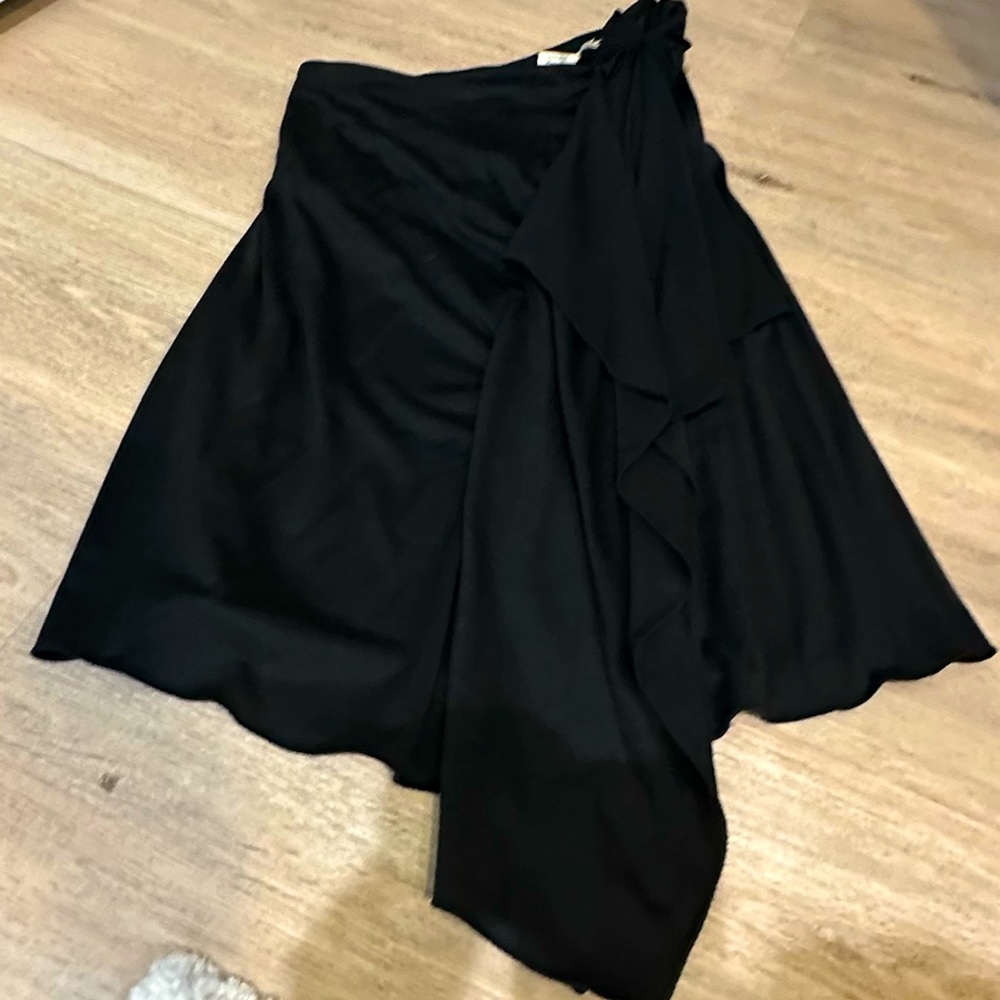 Leon Max one shoulder top